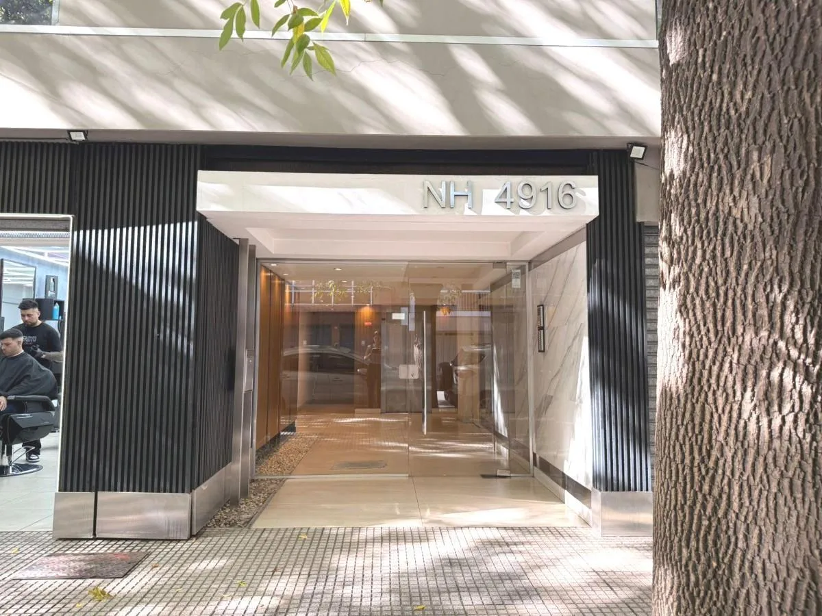 Apartamento de 2 ambientes em Villa Urquiza com varanda