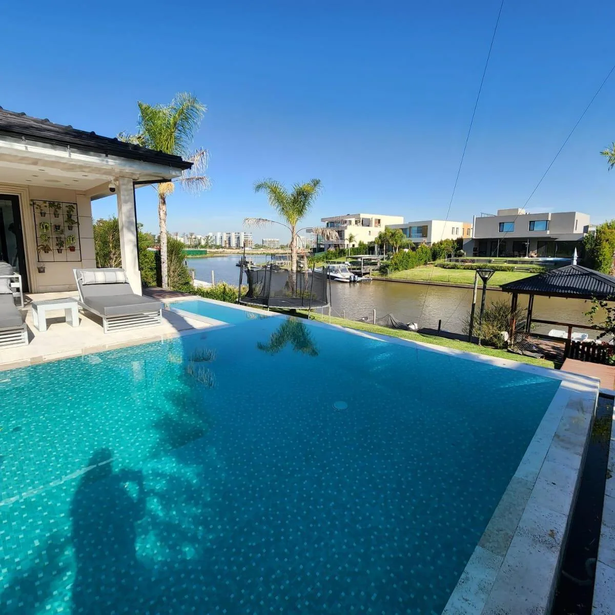 House in El Yacht al Rio gated community in Tigre