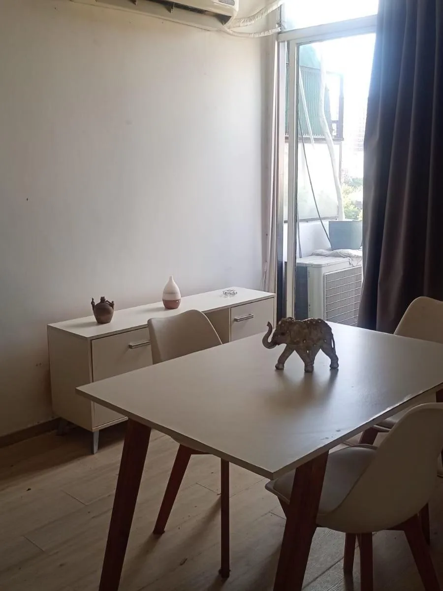 Departamento de 3 ambientes con balcón en Balvanera
