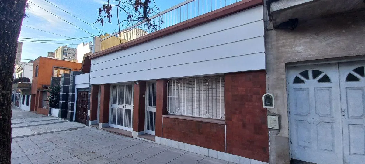 PH de 1 ambiente con patio en Parque Chacabuco