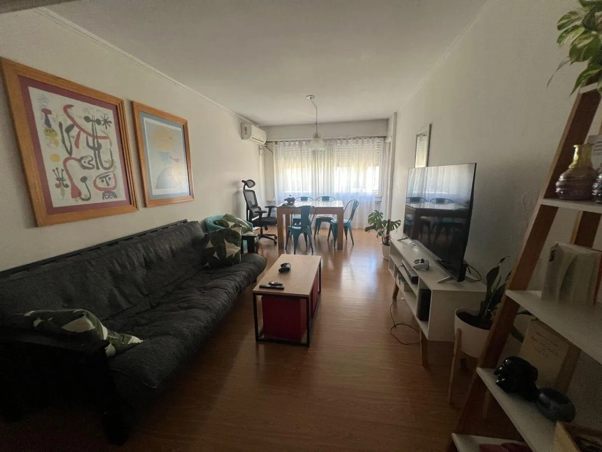 Departamento de 70 m&sup2; con 2 Dorm. en Alquiler en La Plata