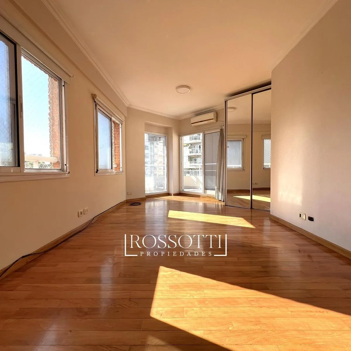 Departamento de 2 ambientes con balcón en Flores