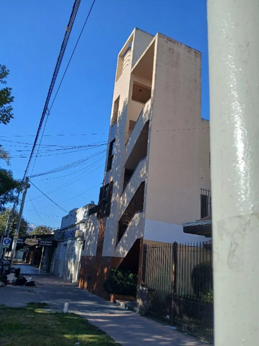 Departamento de 3 ambientes reciclado en Avellaneda