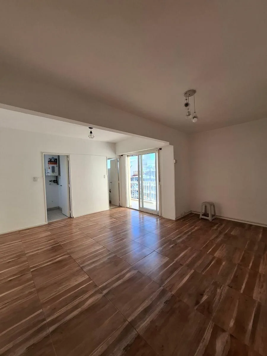 Monoambiente con balcón en Villa Santa Rita