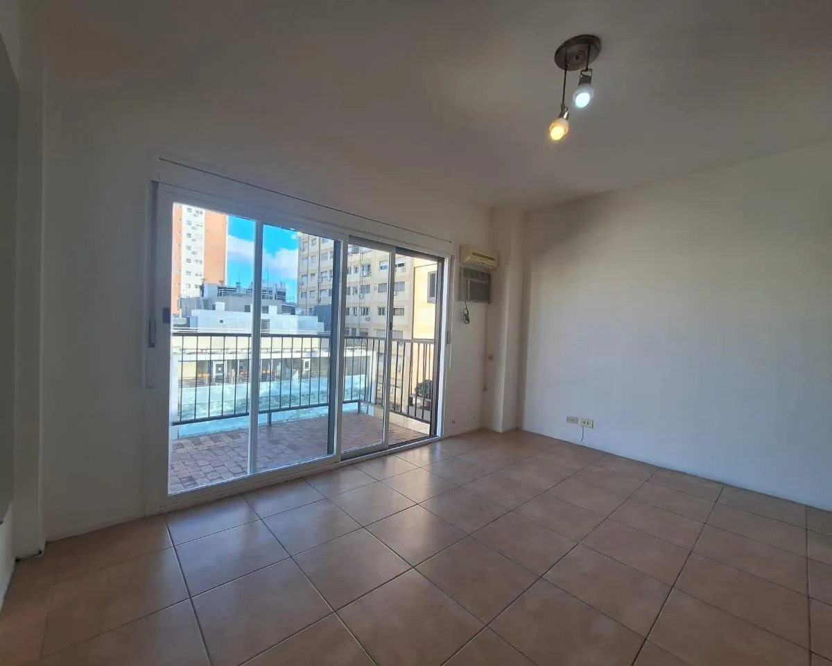 Квартира-студия на 8-м этаже в Almagro