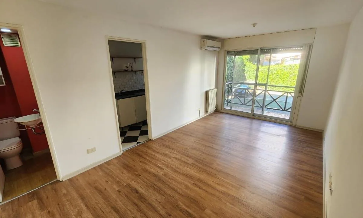 Apartamento de 3 ambientes com vaga coberta em San Isidro