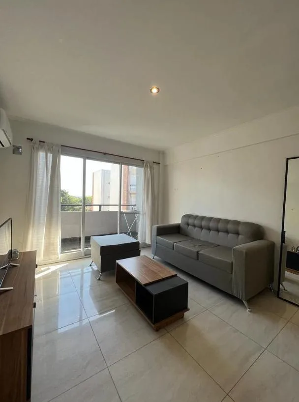 Квартира с двумя комнатами и мебелью в San Fernando