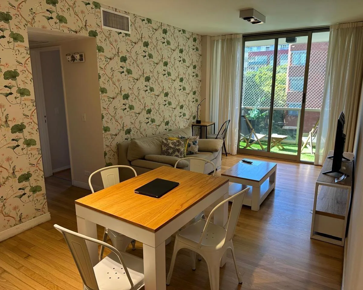 Apartamento de dois ambientes com 1 quarto e vaga de garagem em Puerto Madero