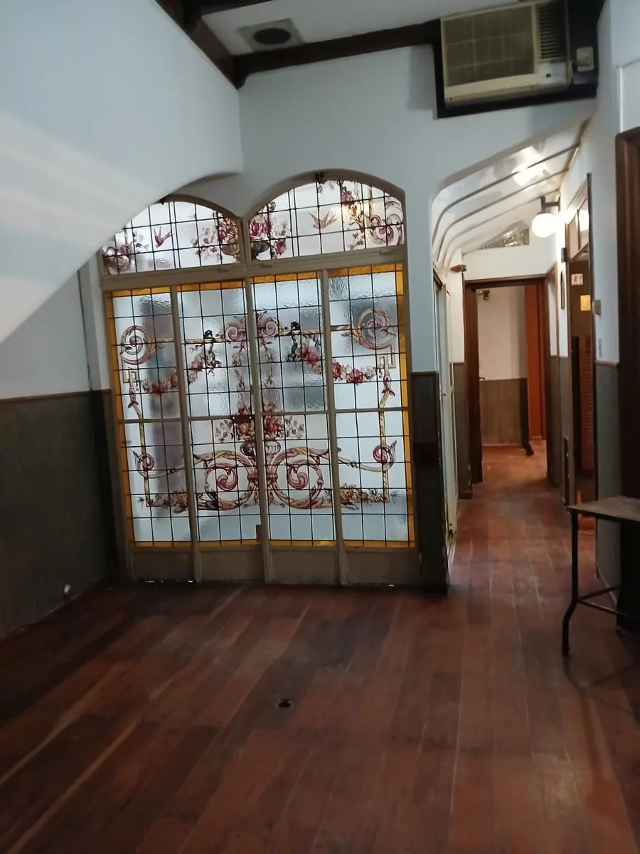 Front-facing PH with assigned parking in Almagro