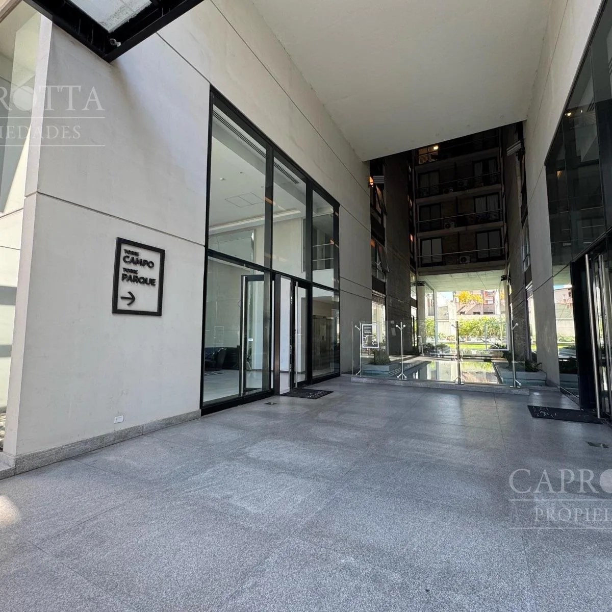 Departamento de 2 ambientes con uso profesional en Parque Chacabuco