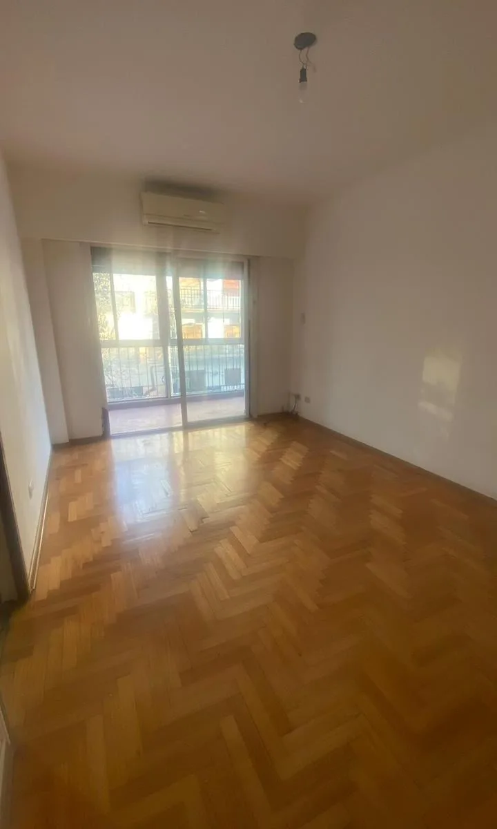 Apartamento de um dormitório com varanda em Caballito Norte