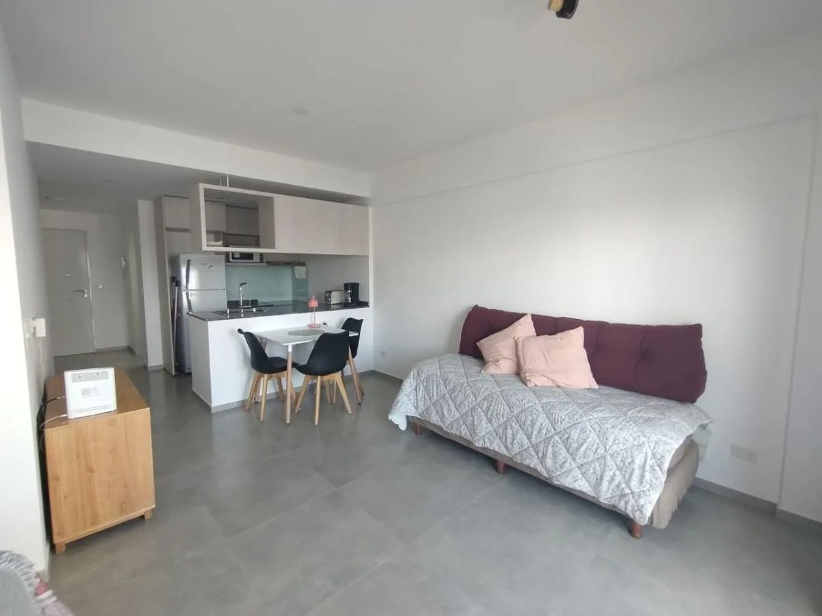 Brand-new furnished studio with balcony in Boedo