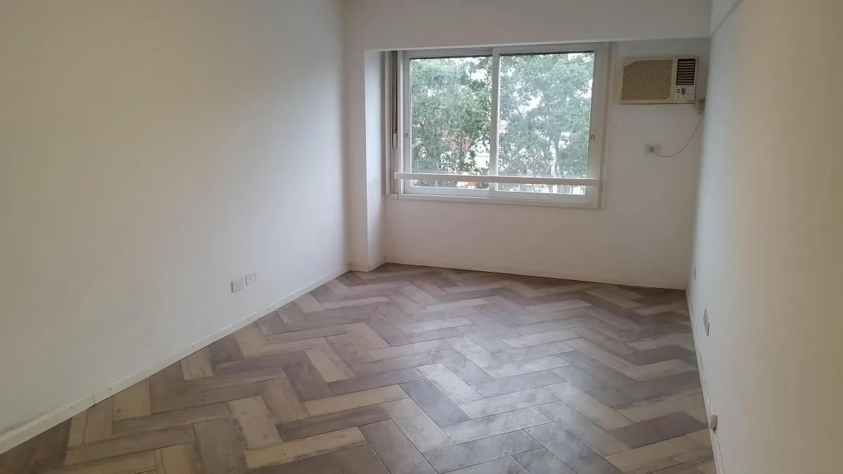 Monoambiente en Retiro para uso profesional en alquiler