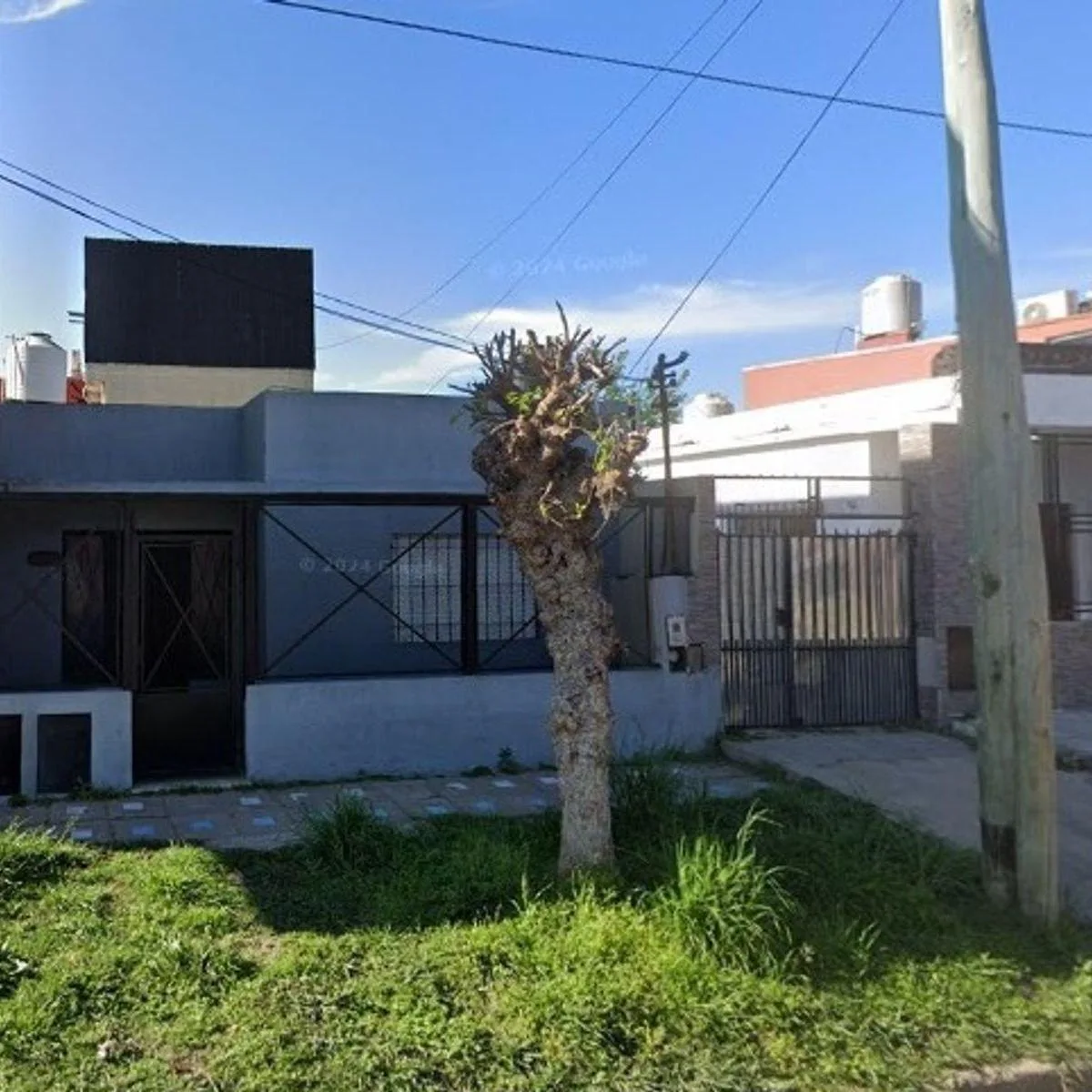 Tres Ambientes Dos Habitaciones y Patio
