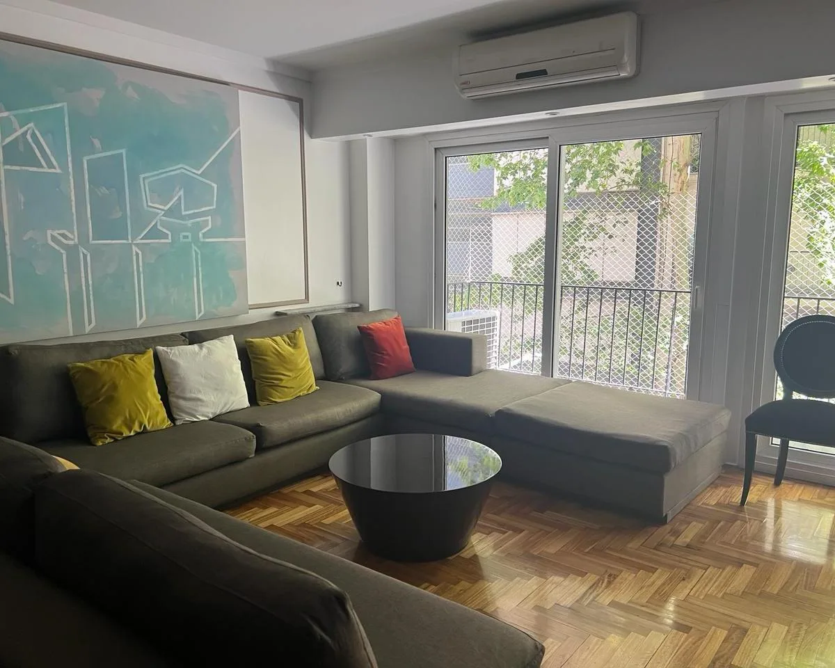 Furnished three-bedroom apartment in Recoleta