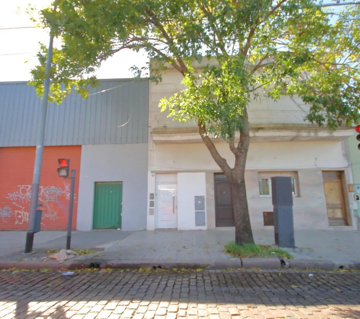 PH de 2 ambientes con patio en Parque Avellaneda