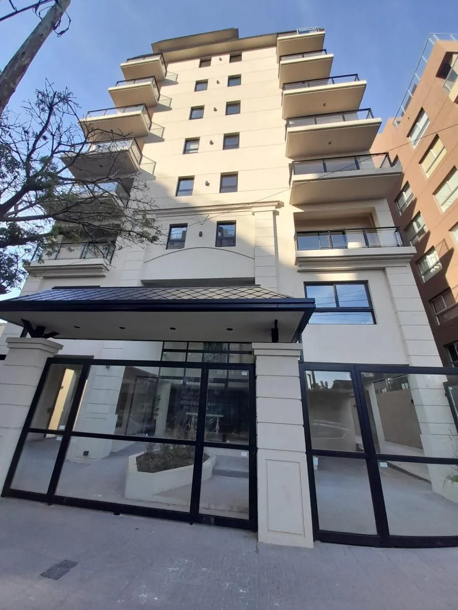 Apartamento de dois ambientes com 1 dormitório em Ituzaingó Norte