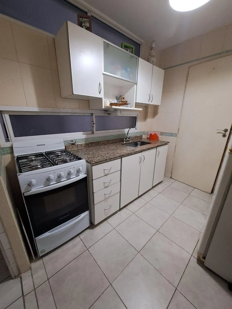 Departamento de 2 ambientes en Balvanera con baulera