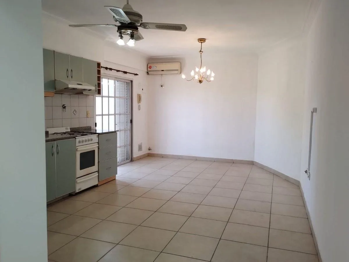 Квартира-студия в Villa Luro