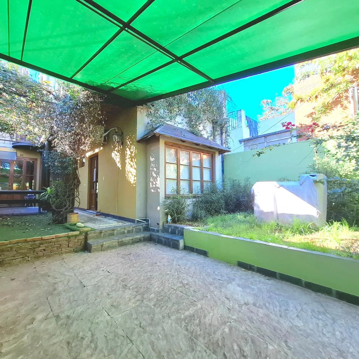 Ground-floor PH with private entrance, patio and garden in Parque Chas