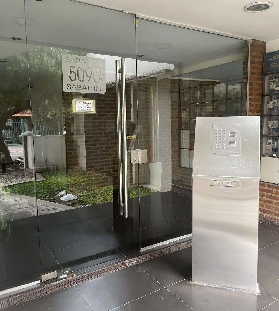 Monoambiente con orientación norte en Caseros, Tres de Febrero