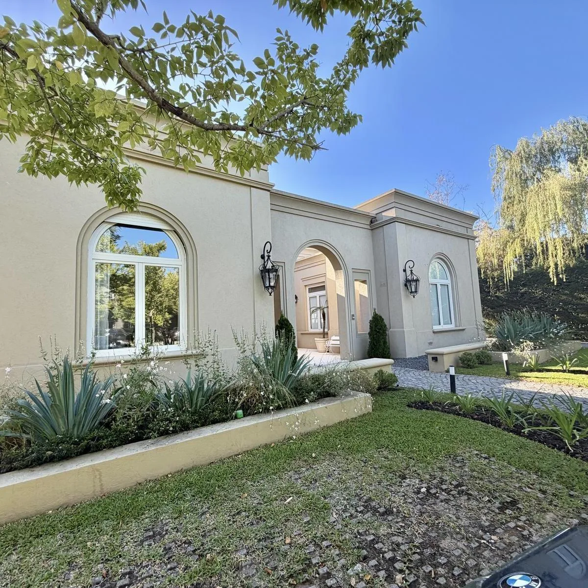 Four-bedroom house in Tigre