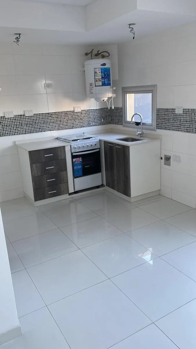 Studio apartment with balcony in Flores