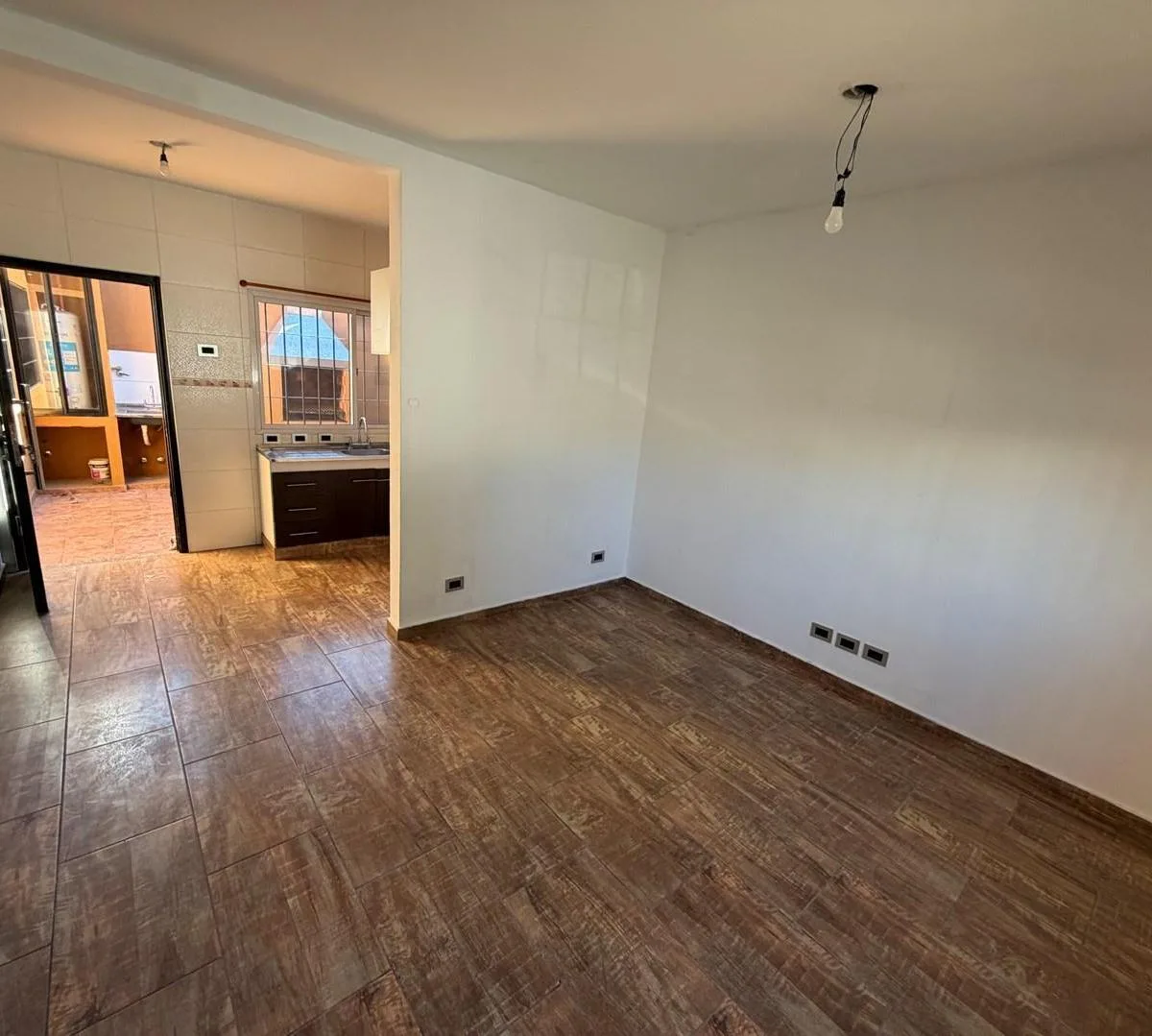 Two-bedroom apartment with patio in Lomas de Zamora
