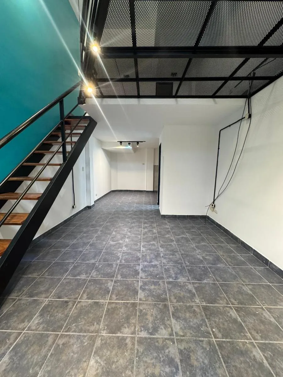 Двухкомнатный дуплекс без мебели в Villa Devoto