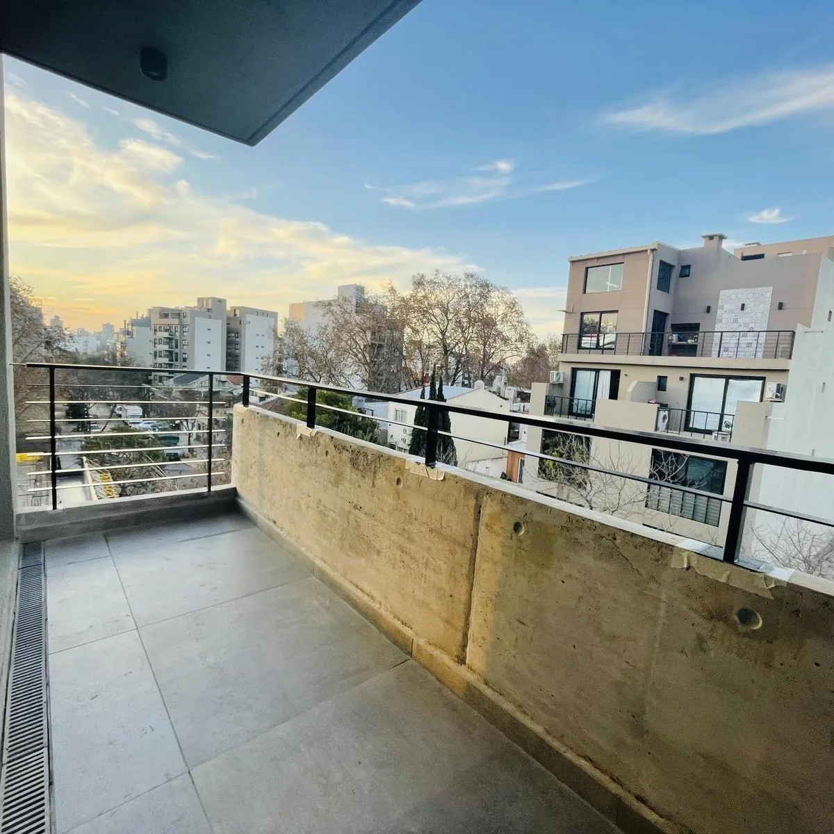 Departamento de 2 ambientes con balcón en Parque Chas