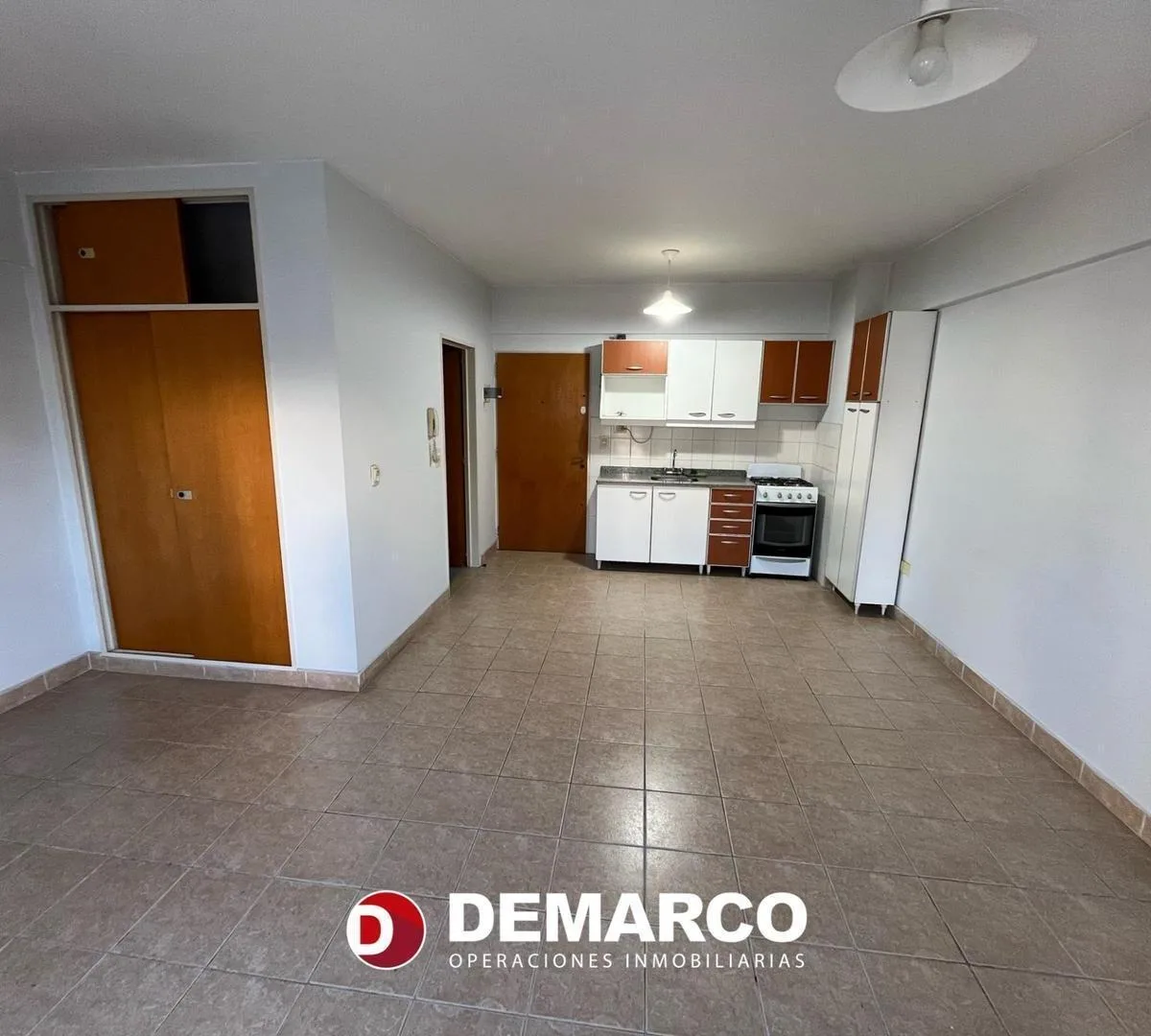Departamento Momoambiente Al Frente con Balcón