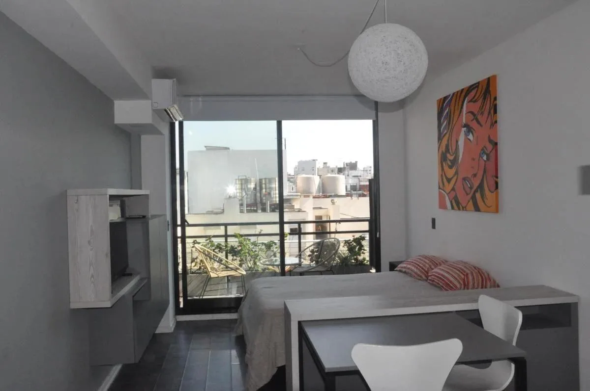 Kitnet com piscina em Palermo