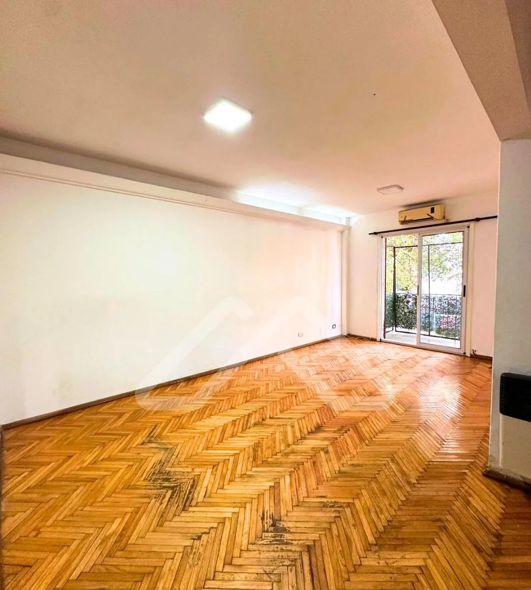 Apartamento de três ambientes em Villa Crespo