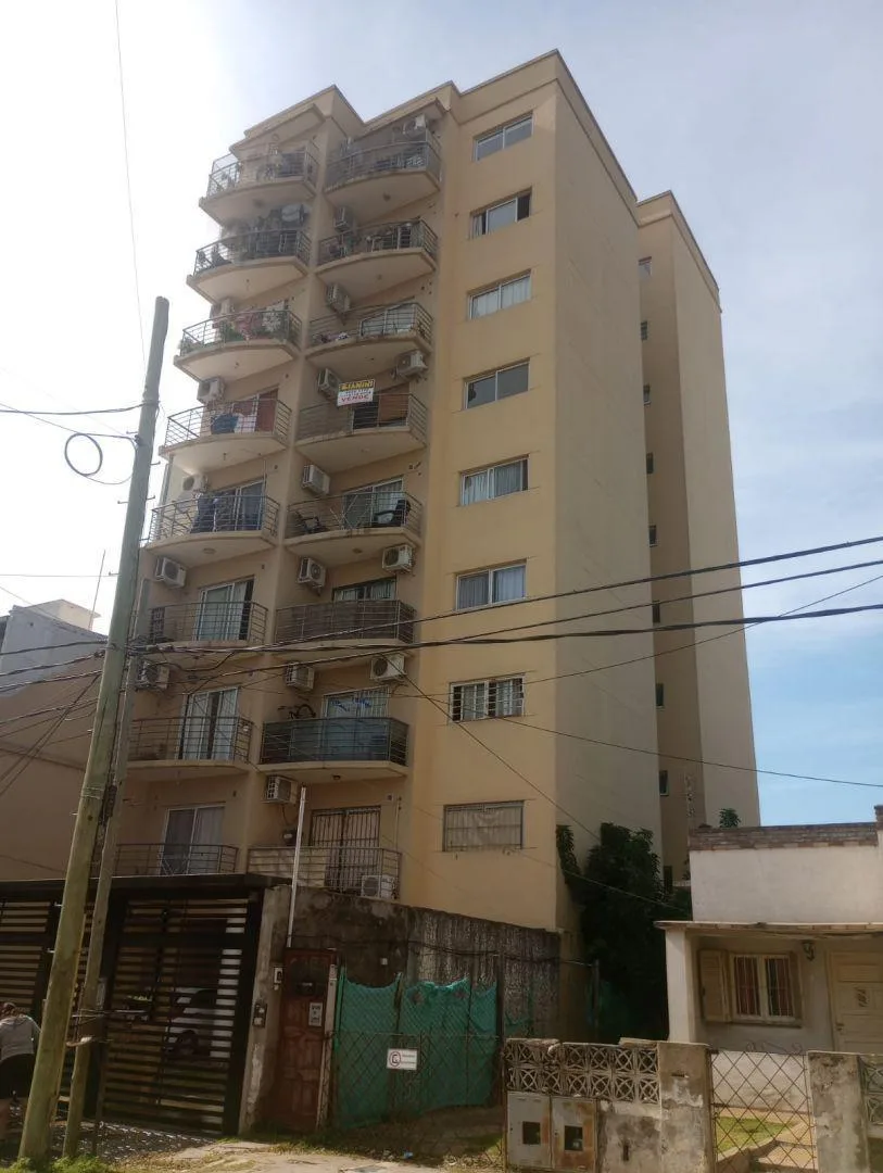 Departamento 2 Ambientes. | Charlone 600