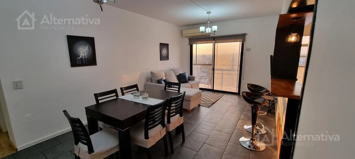 Apartamento de quatro ambientes mobiliado em Caballito