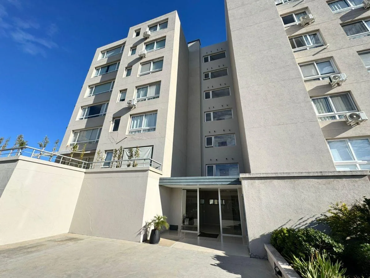 Departamento 4 ambientes con 3 dormitorios en Tigre