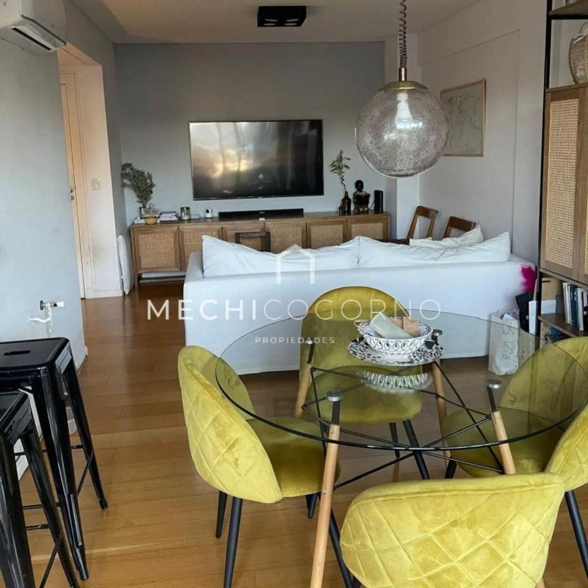 Квартира с 1 спальней в Beccar Plaza