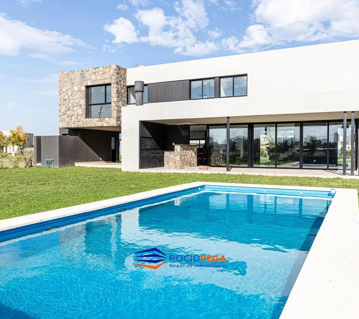 Casa en Venta Y/o Alquiler en Country Terravista, General Rodriguez