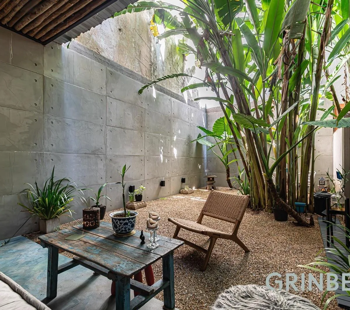 Departamento con jardín propio en Recoleta