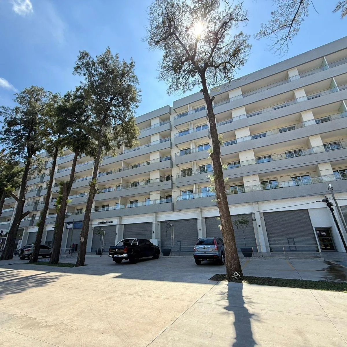 Departamento en Canning Center