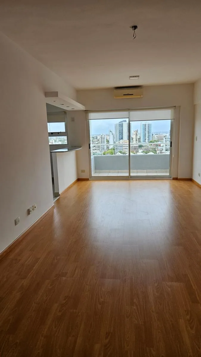 Квартира-студия с двумя балконами в San Cristóbal