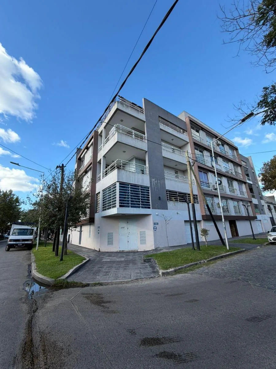 Apartamento de dois ambientes em Lanús