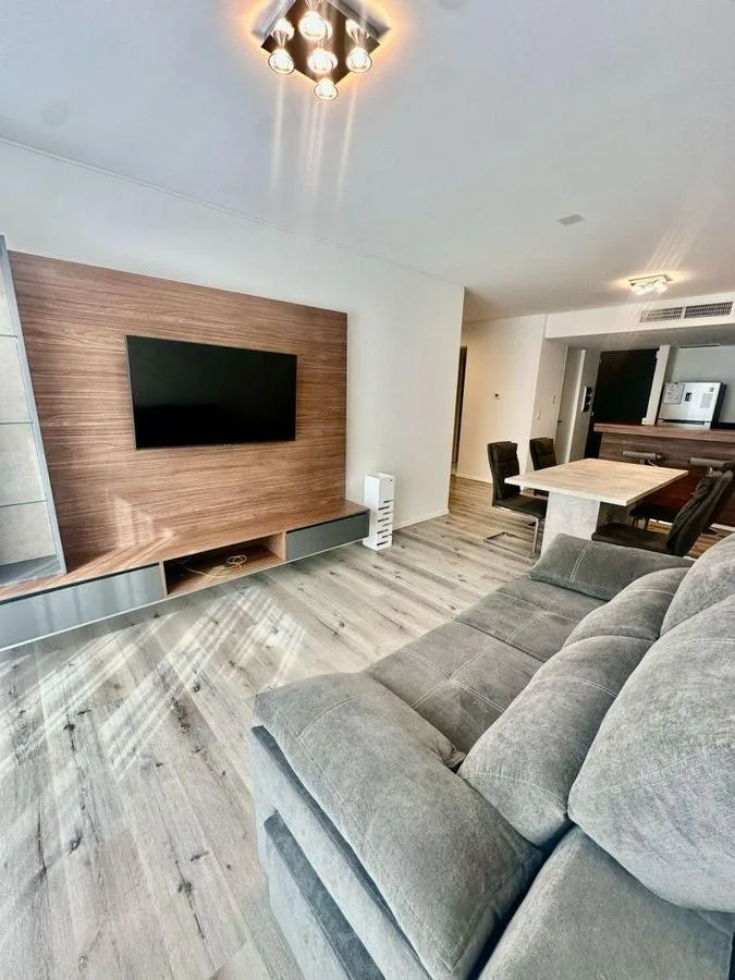 Apartamento de dois ambientes mobiliado com vaga em Puerto Madero