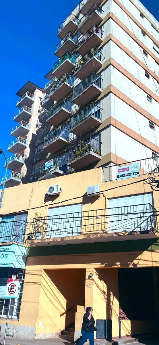 Departamento de 3 ambientes en Tigre Centro