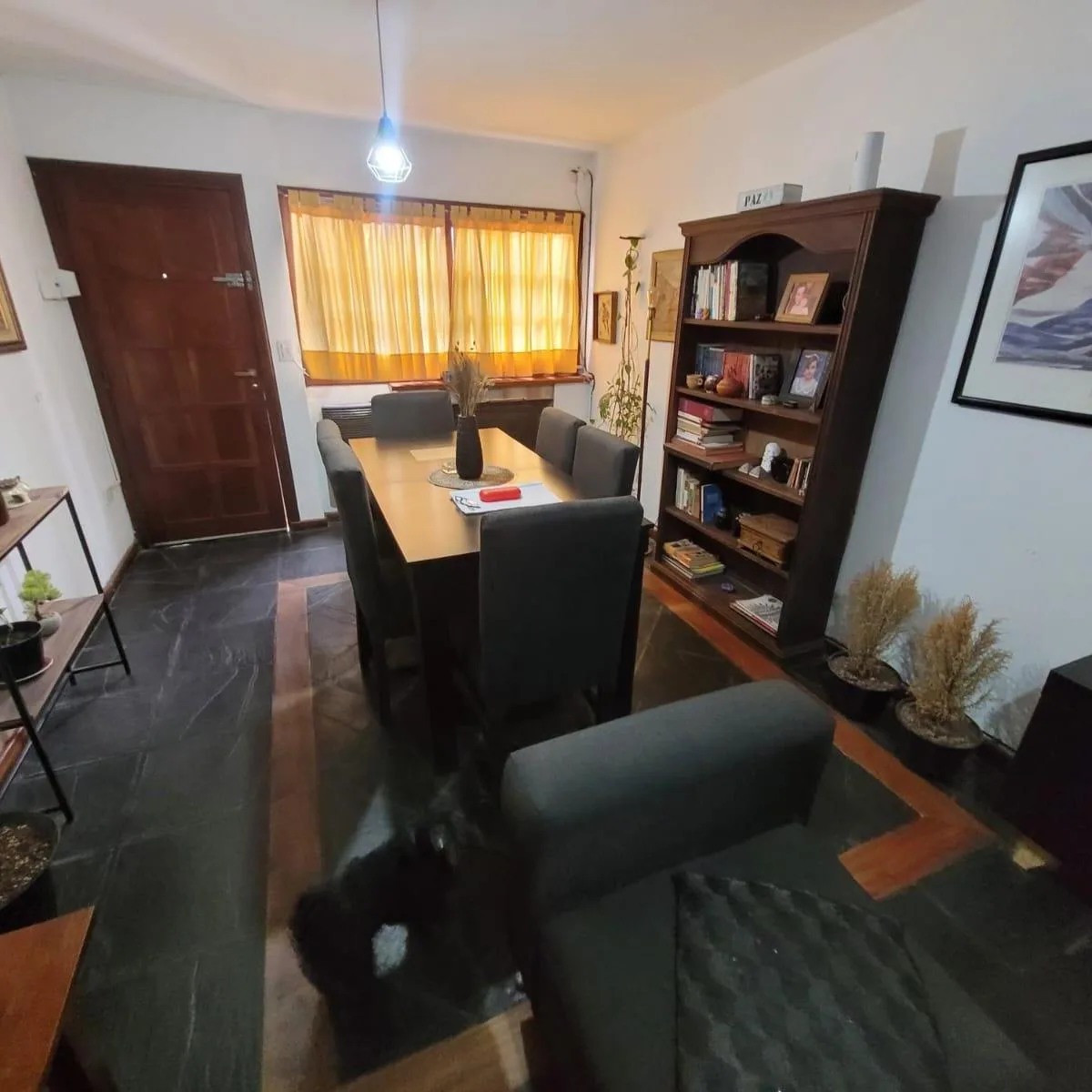 Three-bedroom triplex in Haedo