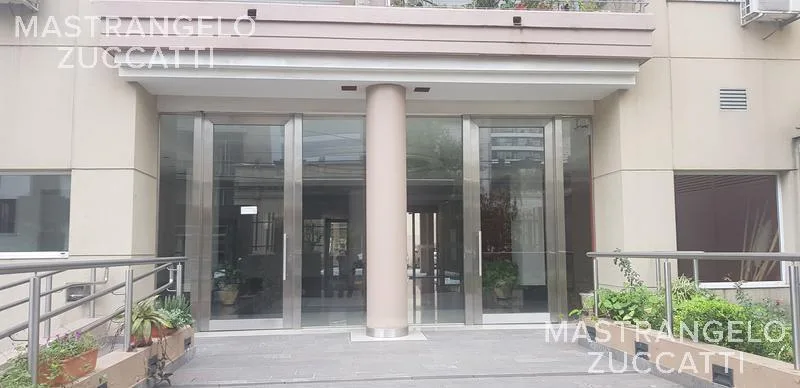 Departamento de 3 ambientes con cochera en Lomas de Zamora