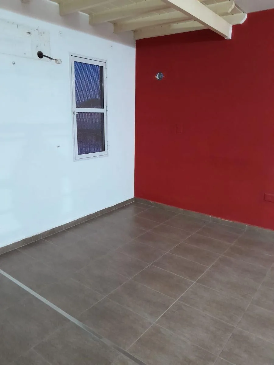 Departamento de 40 m&sup2; con 1 Ambiente en Alquiler en Berazategui