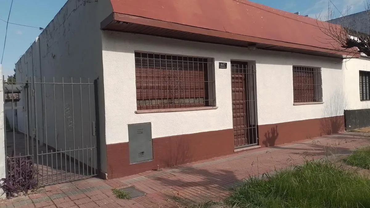 Casa de 3 dormitorios en Lomas de Zamora