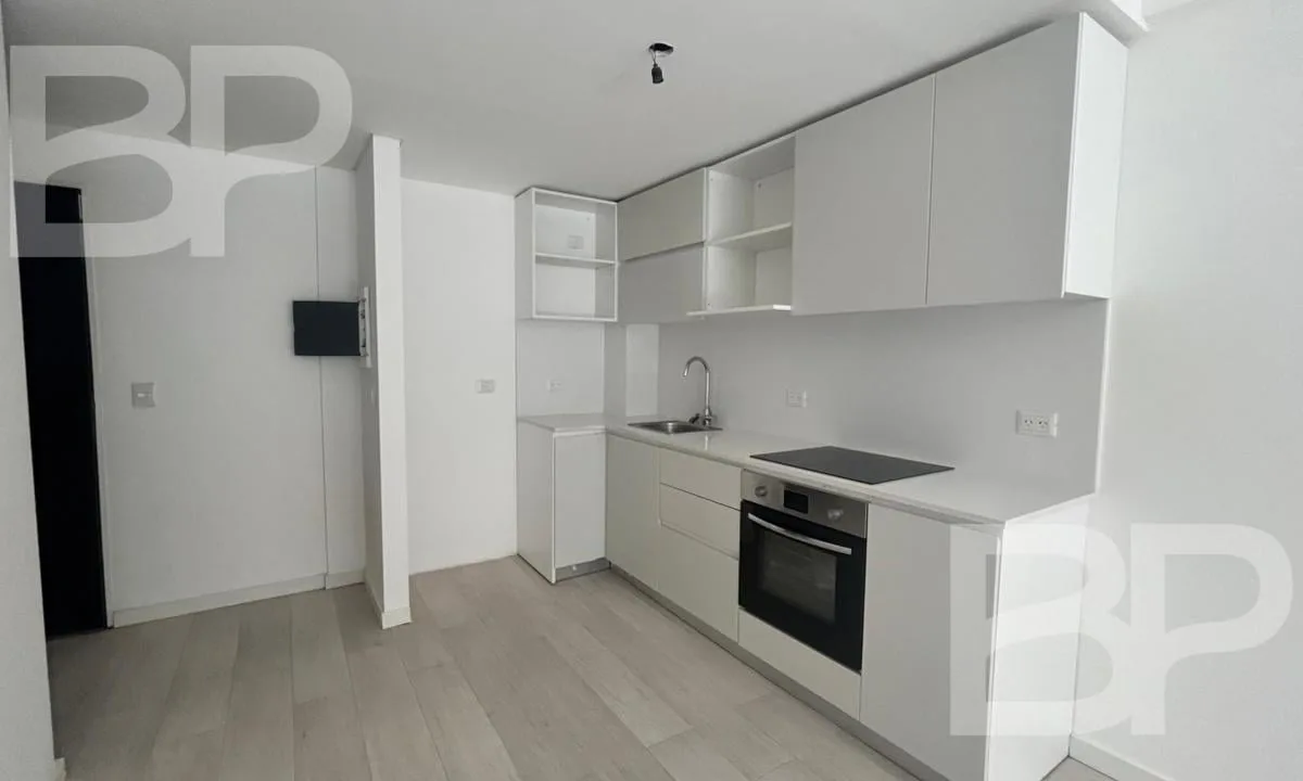 Kitnet novo com varanda em Palermo Soho