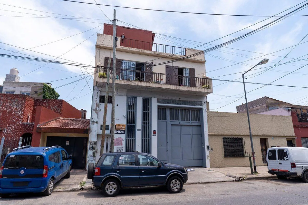 Furnished three-bedroom house in General San Martín